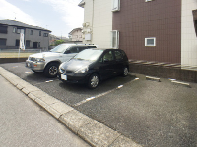 【駐車場】 | パークハウス | 駐車場