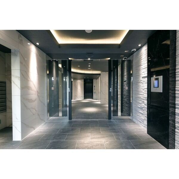 S-RESIDENCE山王のエントランス