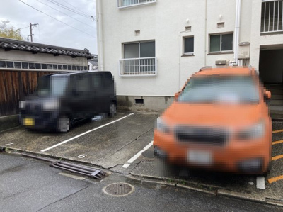 【外観】 | 中央駐車場