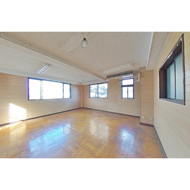 梅ケ枝町2丁目事務所の内装