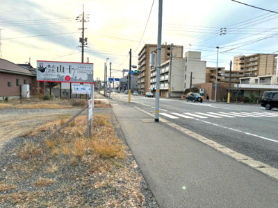 【前面道路含む現地写真】 | 東芝中町事業用地