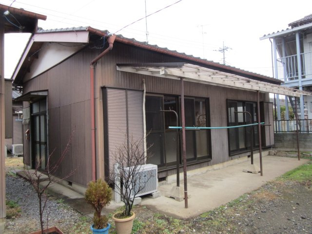 南美園町貸家