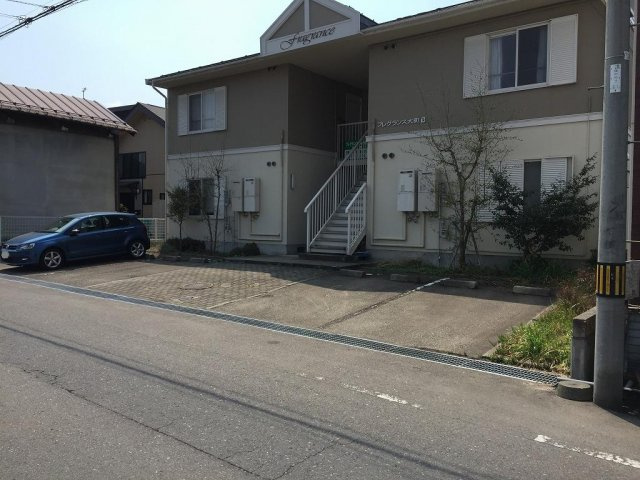 【駐車場】 | フレグランス大町　B棟