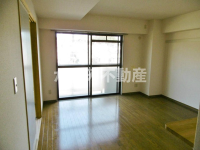 【居間・リビング】 | スターハイム朝霞 | 別号室参考写真