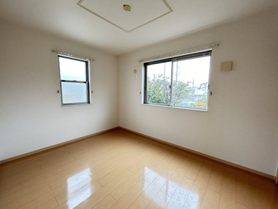 【洋室】 | ジョリ・フルール