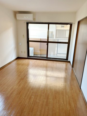 【居間・リビング】 | ラ・セゾン城北Ⅱ