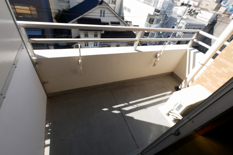 川本ビルのバルコニー|川本ビル　505　