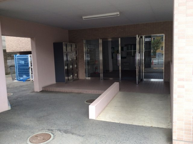 パレス９７のエントランス