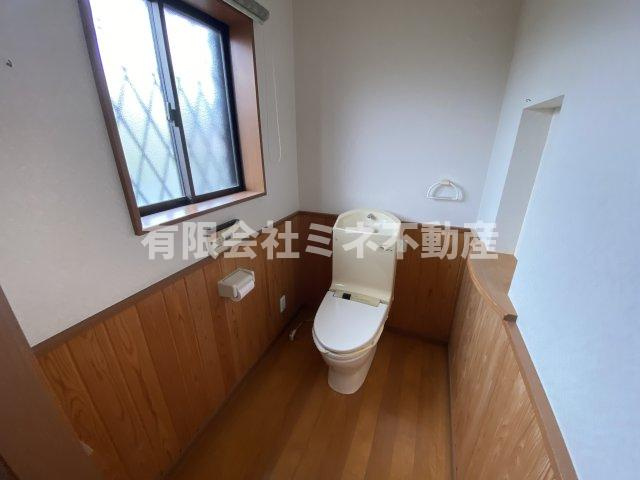 結城市中央町2丁目　中古戸建のトイレ
