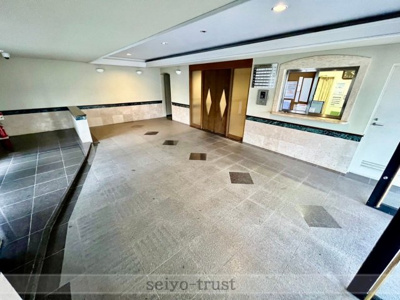 【エントランス】 | ヴェルシャトー廿日市佐方