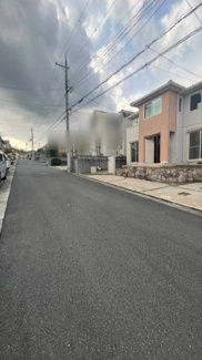 【前面道路含む現地写真】