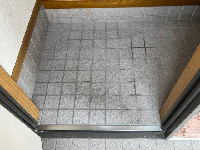 エテルナの玄関