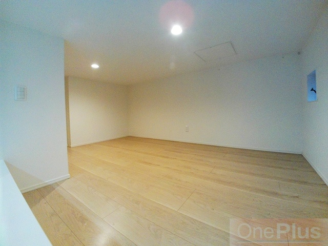 Loft OGの居間・リビング