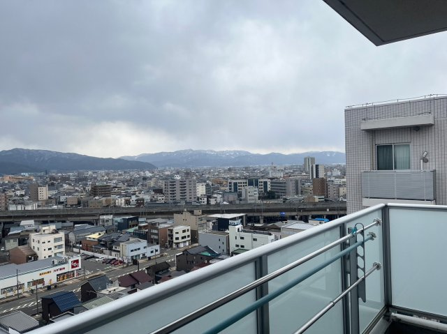 プレミスト大手さくら通りの展望|最上階１４階からの眺望