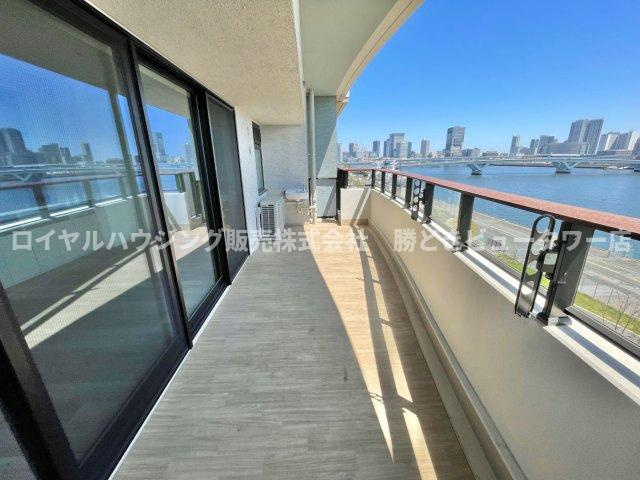 【バルコニー】