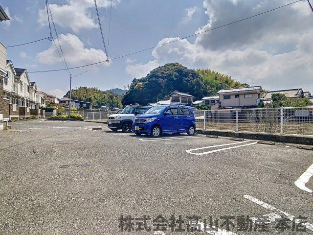 ホルティパークＡの駐車場