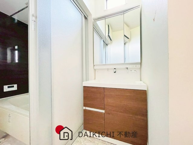 【独立洗面台】 | 北本市石戸1丁目　中古戸建