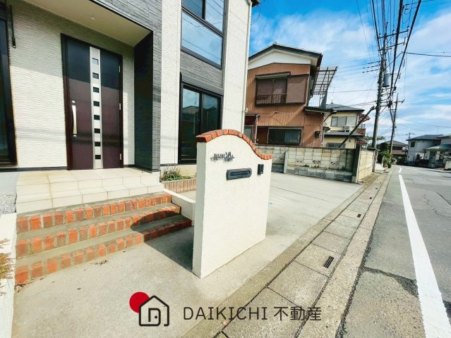 【玄関】 | 北本市石戸1丁目　中古戸建