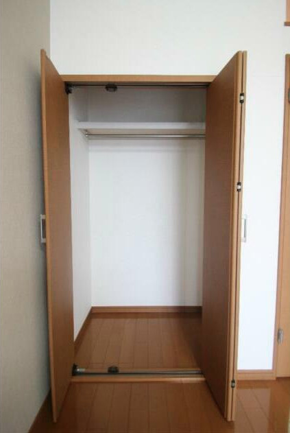 メインシティガーデン 新井壱番館の収納