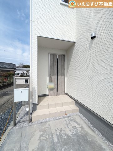 Livele Garden.S　鴻巣榎戸第2のエントランス