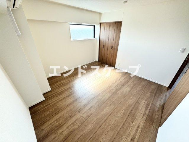 グラン・ルポ高崎の居間・リビング|高崎、前橋、伊勢崎エリアのお部屋探しはエンドスケープまで！お客様の理想お聞かせ下さい♪