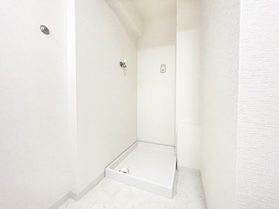 【ランドリースペース】 | 青葉丘マンション | エイブル売買事業部では、箕面市・豊中市・吹田市・池田市・茨木市・高槻市の北摂エリア全域で、物件のご紹介を致しております。北摂エリアにて購入物件をお探しの際は、当社までお問合せ下さいませ。