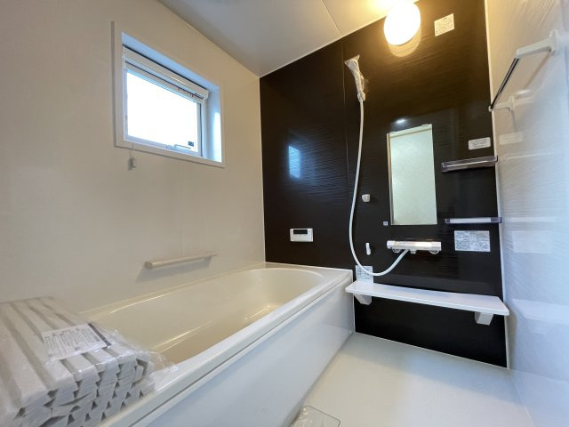 八戸市小中野7丁目の浴室