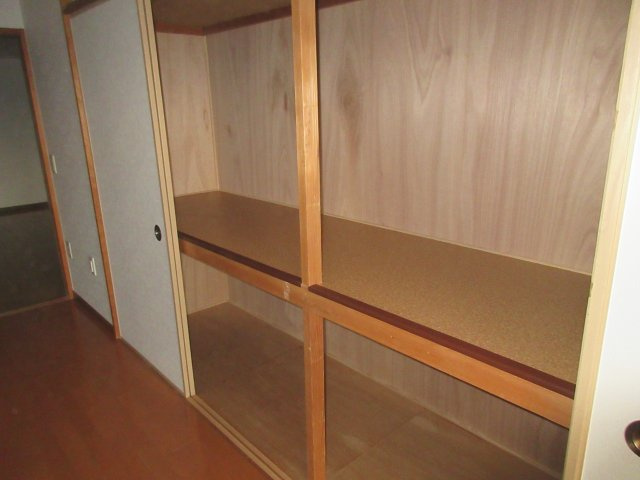 ツイン大開1号館の収納