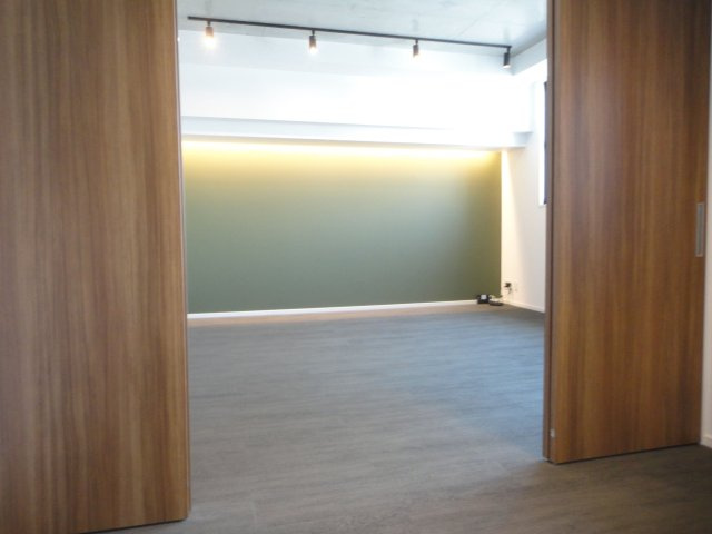 【洋室】 | RE BLDG | 別号室の写真になります。現況優先。