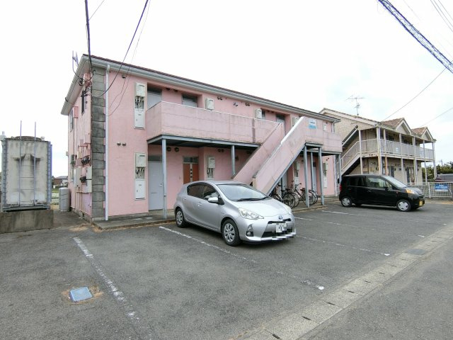 MKハイツの外観