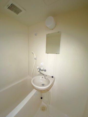 MKハイツの洗面所