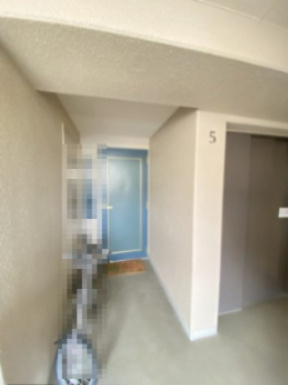 AcityヒルズアリーナⅢ番館の玄関