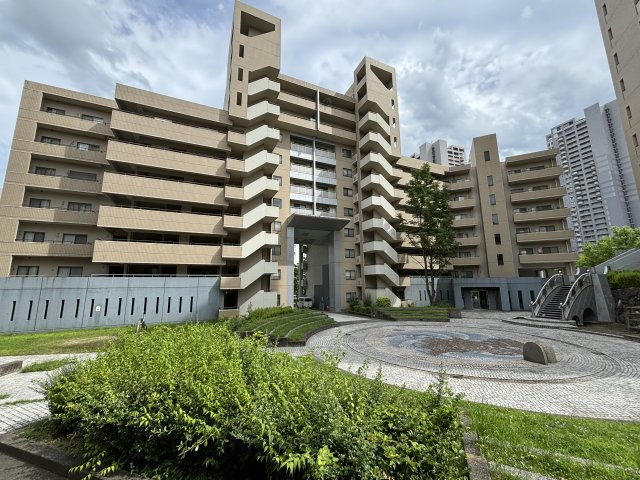 AcityヒルズアリーナⅢ番館の外観