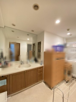 AcityヒルズアリーナⅢ番館の独立洗面台|ワイドタイプ洗面台はお2人で並んで使ったり、お子様の見守りも便利ですね。