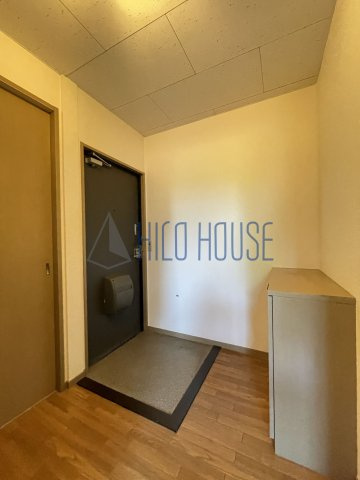 グランドハイツの玄関