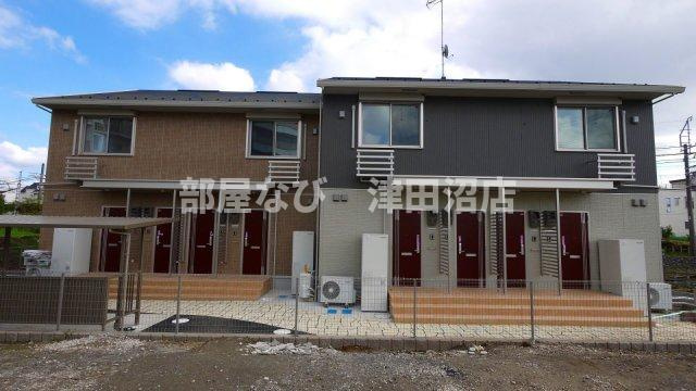 プルミエールの外観|屋根付駐輪場も完備！