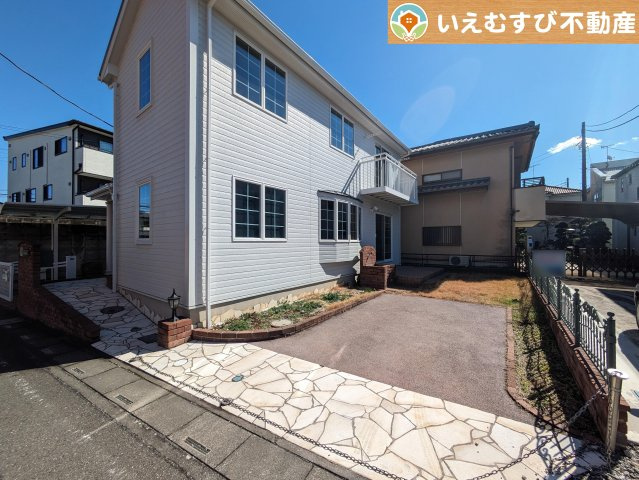 深谷市上野台　中古戸建の駐車場
