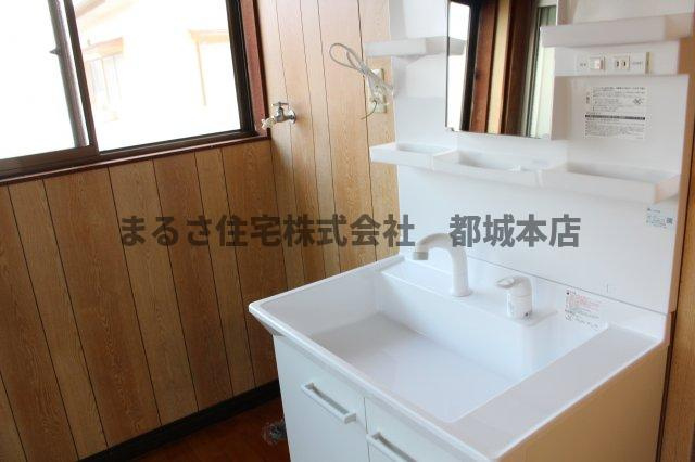 久保田貸家の洗面所