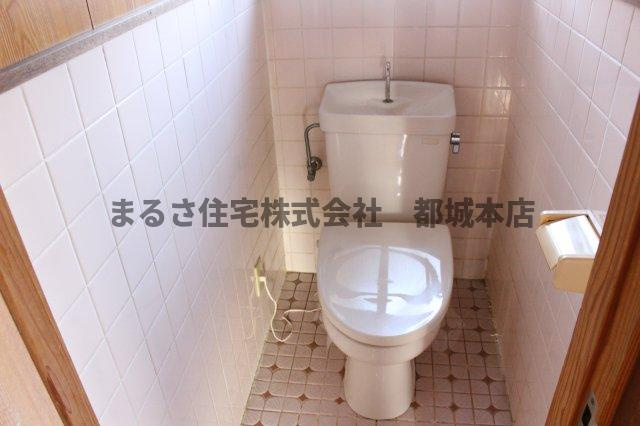 久保田貸家のトイレ