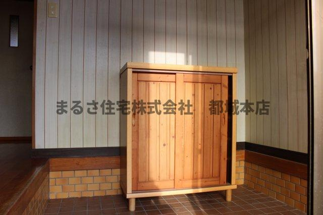 久保田貸家の玄関