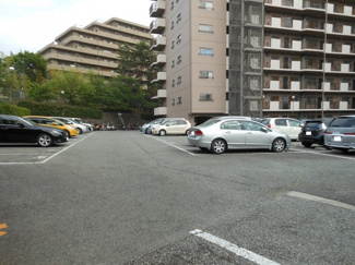 【駐車場】 | 青葉丘マンション