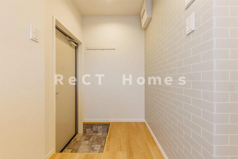 姫路市青山北１丁目のハイツの玄関