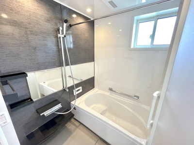 【浴室】 | 【新築分譲住宅】 東根市中央 | 浴室暖房乾燥機付きのお風呂はご家族様も喜ぶ設備充実◎