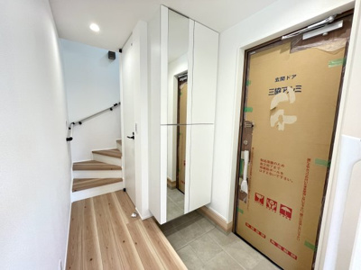 【玄関】 | 【新築分譲住宅】 東根市中央 | 玄関にはシューズボックスが付いております♪