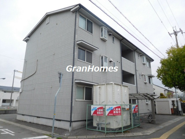 メイプルコート玉手の外観