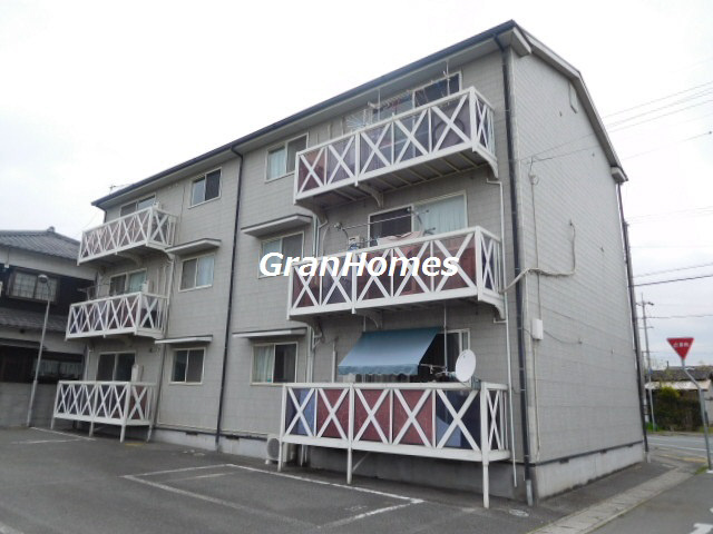 メイプルコート玉手の外観