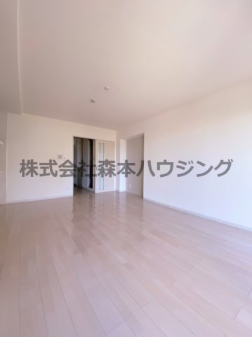 【洋室】 | 　ブランリス古川橋 | ※同タイプ別室の写真となります。
　イメージとしてご覧ください。
　設備内容など相違がある場合はあくまで現状優先となります。