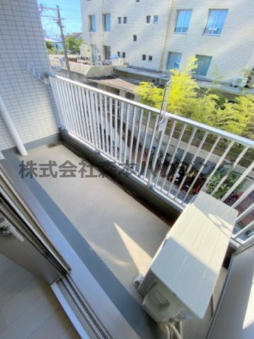 【バルコニー】 | 　ブランリス古川橋 | ※同タイプ別室の写真となります。
　イメージとしてご覧ください。
　設備内容など相違がある場合はあくまで現状優先となります。