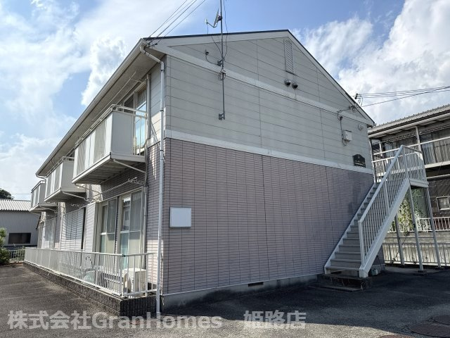 リバーサイド香呂の外観