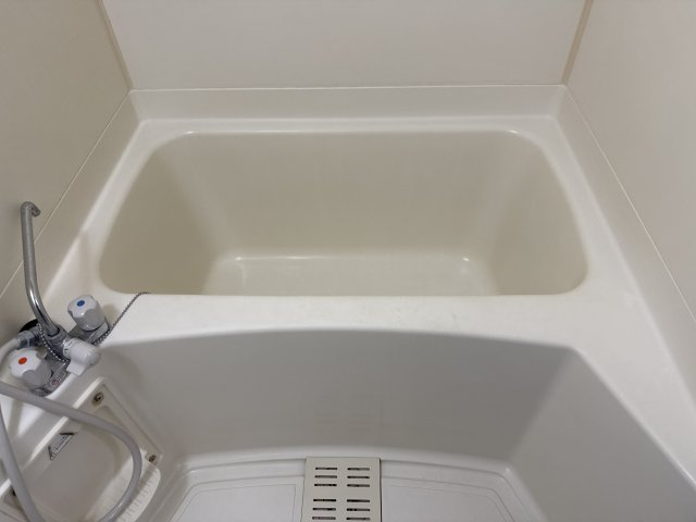 リバーサイド香呂の浴室